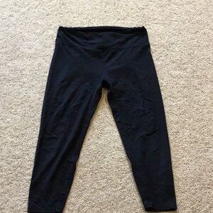 Black Cropped Leggings